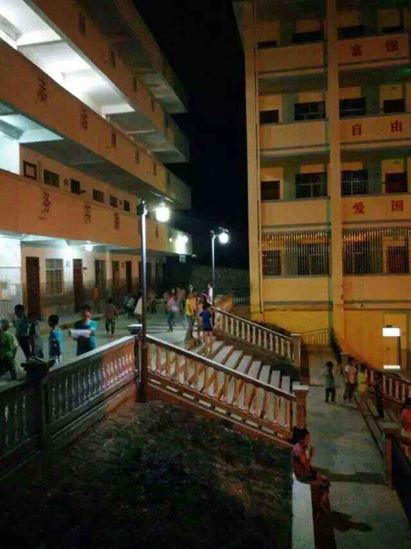 源碼太陽能智慧路燈，太陽能路燈廠家，太陽能路燈價格