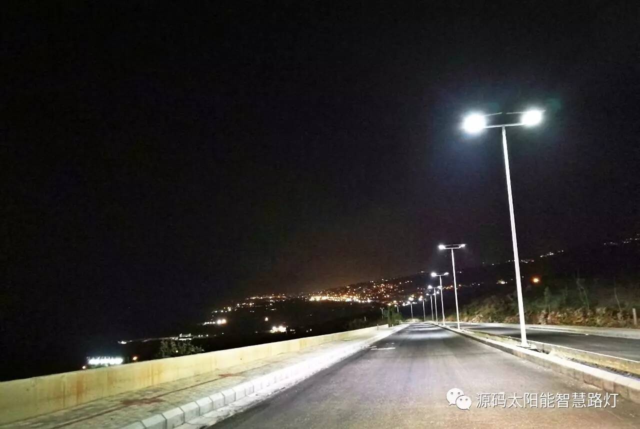 太陽能路燈，太陽能平板燈，光伏產(chǎn)業(yè)，綠色節(jié)能，太陽能路燈廠家