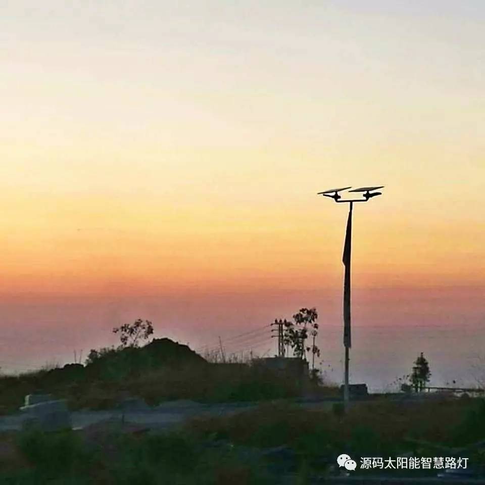 太陽能路燈，太陽能平板燈，光伏產(chǎn)業(yè)，綠色節(jié)能，太陽能路燈廠家
